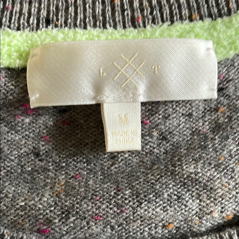 Gray Sweater With Heart Pattern - image 2